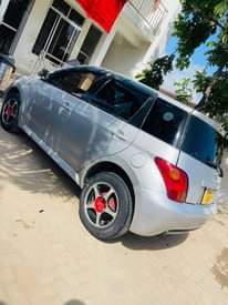 A picture of TOYOTA IST
