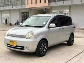 A picture of Gari nzuli sana ni kuwasha na kutembea Price 13