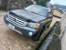 A picture of Toyota Highlander 2006 model