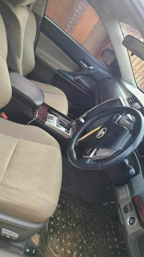 A picture of TOYOTA MARKX