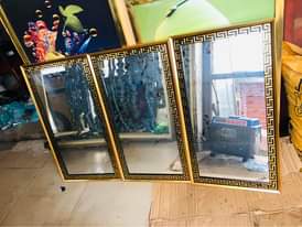 A picture of Mirror