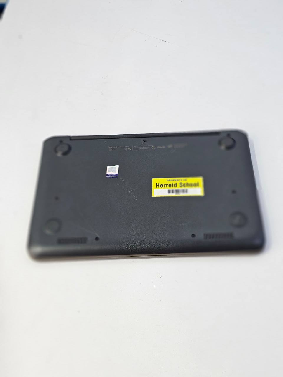 A picture of Hp streambook G4