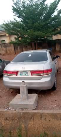A picture of EOD HONDA EVERYTHING IS WORKING PERFECTLY BUY AND DRIVE