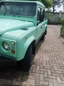 A picture of Land lover Defender Call 255756668290 Call 255655668290