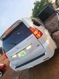 A picture of FOR SALE FEW DAYS NIGERIA USED LEXUS GX470 2008 MODEL