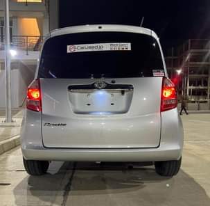 A picture of Toyota Ractis