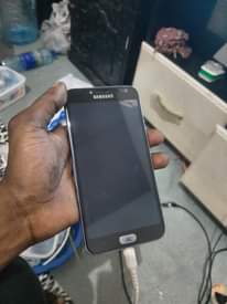 A picture of SAMSUNG GALAXY J4 HAINA KIPENGELE