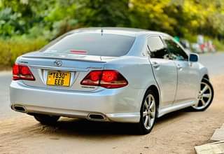 A picture of TOYOTA CROWN NEW MODEL GOOD NEW FOR SELL 27M OR