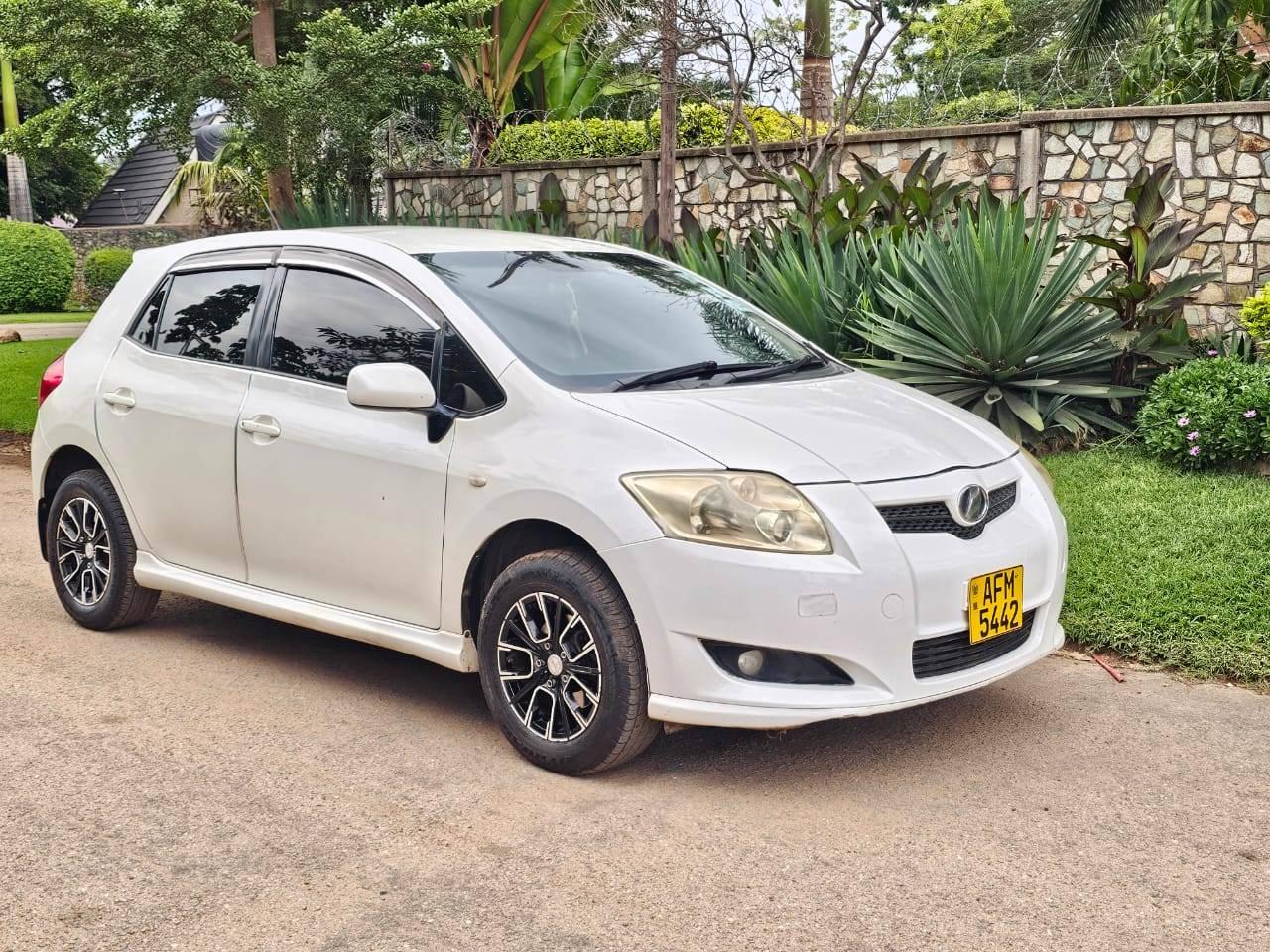 used toyota auris