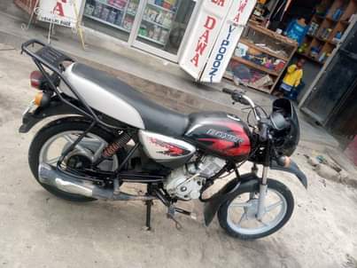 A picture of Boxer x 125