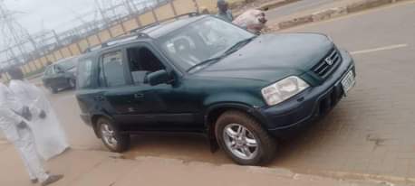 A picture of Registered Honda CR V 2002 model clean used with first