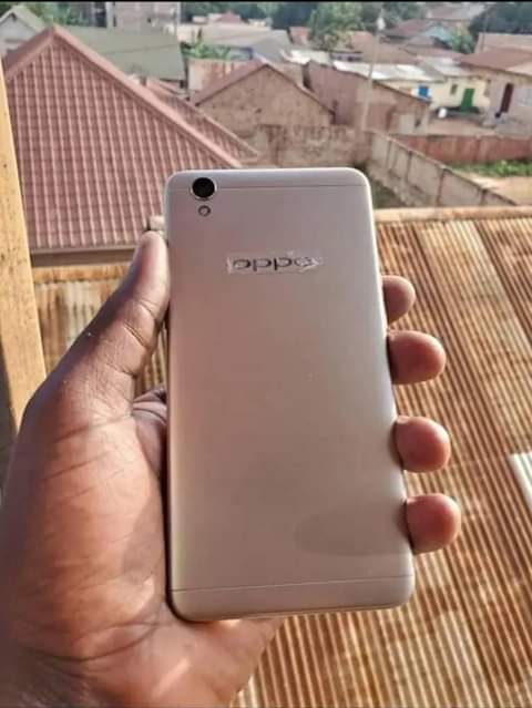 A picture of OPPO A37