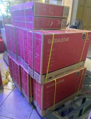 A picture of BRAND NEW FLATSCREENS at whole sale price