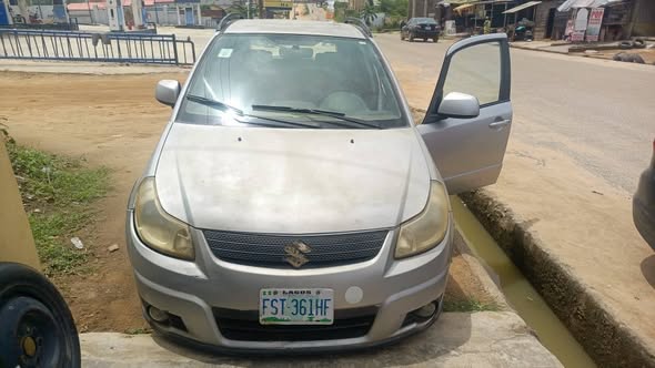 A picture of Suzuki SX4 2010 07039015650