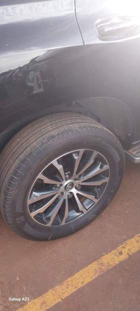 A picture of 2018 Toyota TX PRADO