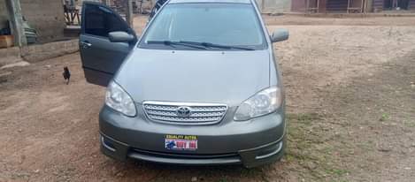 A picture of Corolla Sport 04 I m the direct owner every single