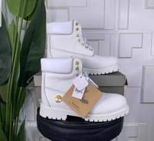 A picture of Authentic Timberland Boots at 200K