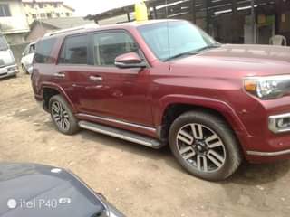 A picture of 2011 Toyota 4Runner