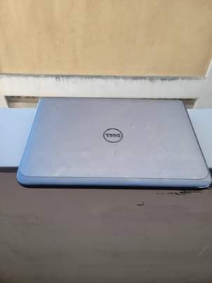 A picture of Dell core i3 hdd 320gb ram 4gb battery 4hrs bei