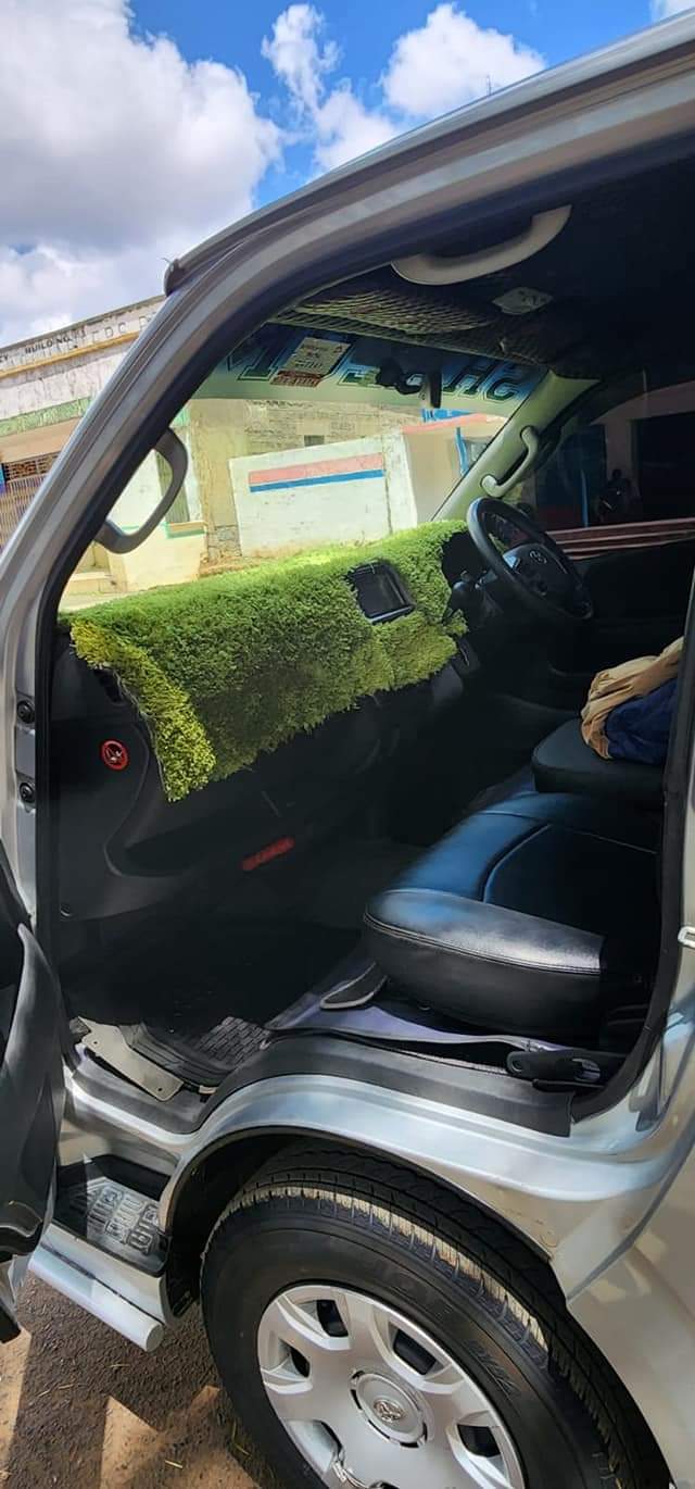 A picture of Toyota hiace
