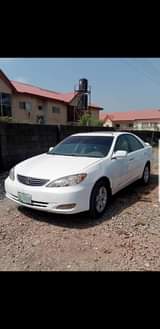 A picture of Camry 2004