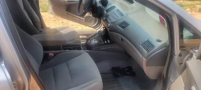 A picture of Extremely super sharp Honda Civic i Robot 08 Model SWEET