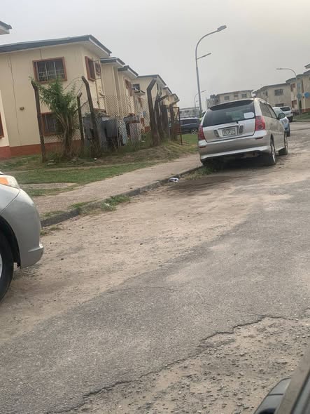 A picture of Awoof Used Toyota Nadia Minivan 2000 model