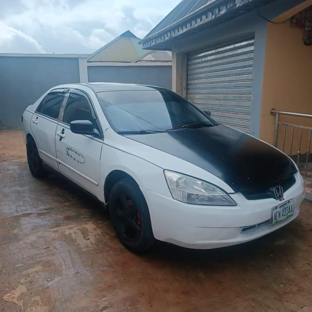 A picture of Toyota Corolla Obama 05 working perfectly nd other s for