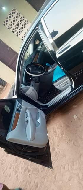 A picture of Distress sale Very clean and sound Lexus ES330 2006 model