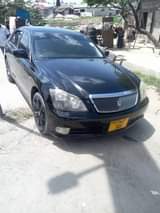 A picture of Toyota crown athlete