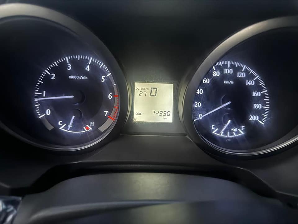 A picture of NIGERIAN USED 2015 TOYOTA PRADO TXL