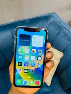 A picture of Iphone XR