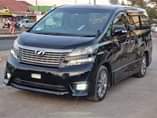 A picture of Toyota Allphard Black Chases