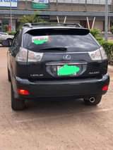 A picture of Lexus Rx330