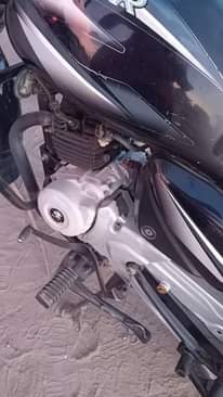 A picture of BOXER BM 125 INAUZWA BEI YA KAWAIDA SANA PIGA SM