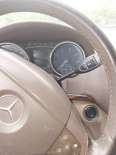 A picture of GL450 benz
