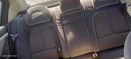A picture of 2005 Peugeot 407 6