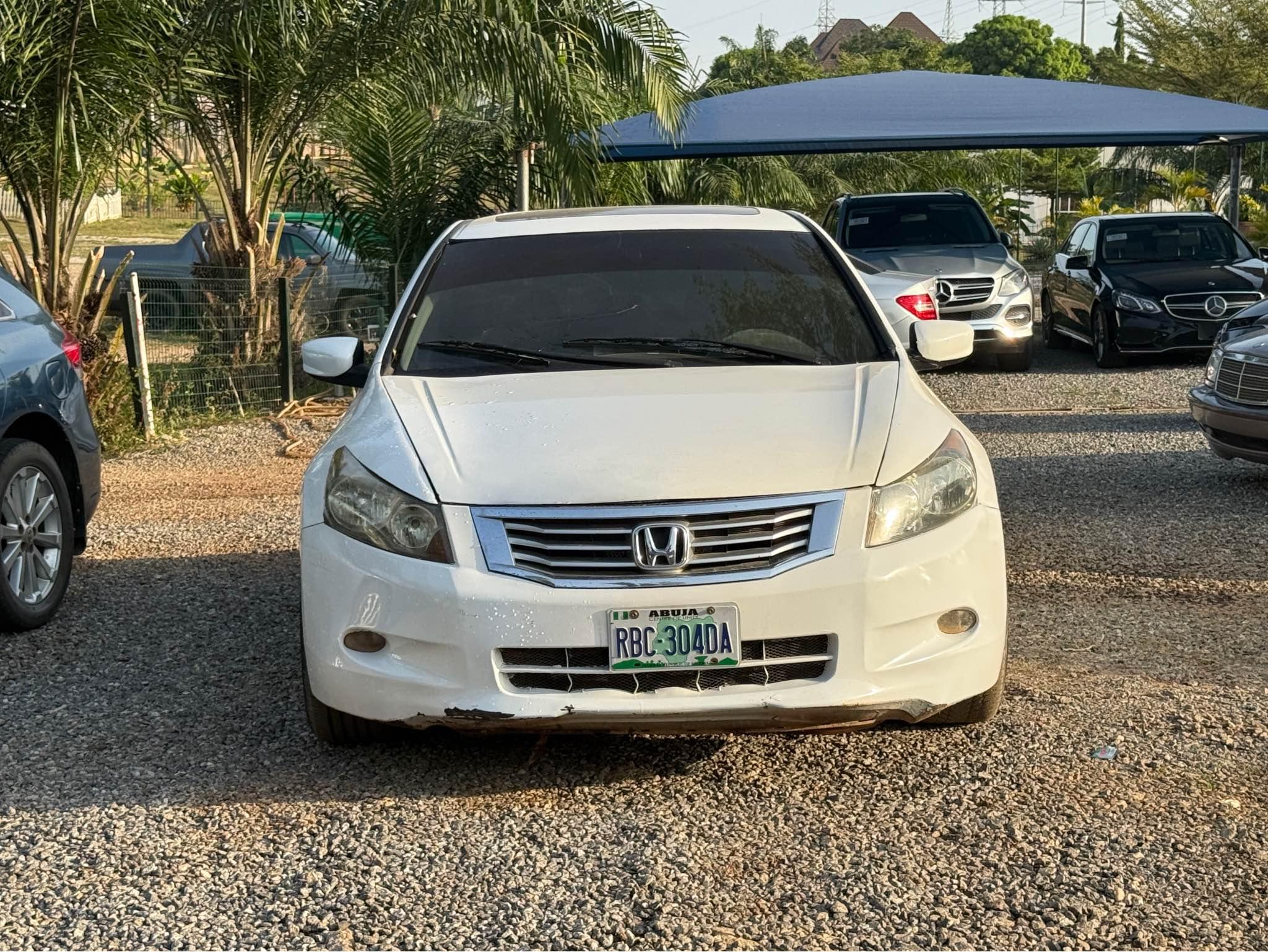 A picture of Honda accord 2009 model