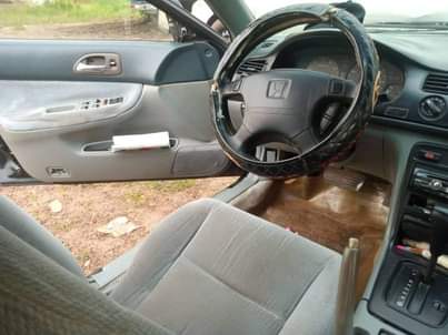 A picture of 1999 Honda Honda