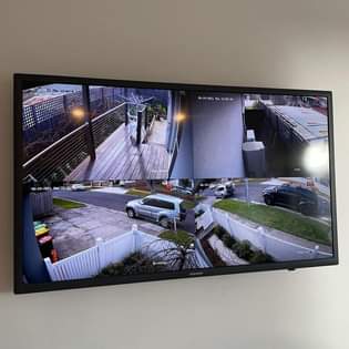 A picture of TUNAFUNGA CCTV CAMERA KWENYE NYUMBA NA MAJENGO YA BIASHARA