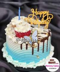 A picture of  birthdaycake cakecakescakes freshcake strawberry vanilla chocolate