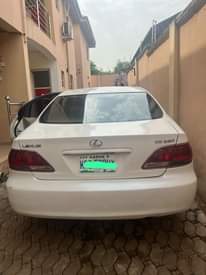 A picture of Model LEXUS ES330 Year 2006 Features 5 MONTHS REG Things