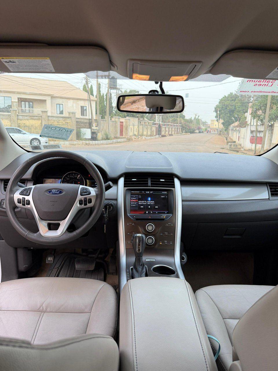 A picture of 2012 Ford edge