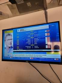 A picture of 32 inches tv digital