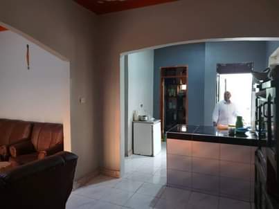 A picture of House for sale 3 Bedrooms 2 Indoor toilets Sitting Dining