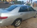 A picture of Honda accord 05