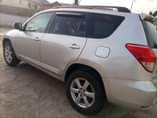 A picture of Used 09 Toyota rav4 at ikotun lagos state call 08033363847
