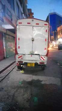 A picture of SUZUKI CARRY KICHWA KIKUBWA INJECTION CC650 IKO SOKONI BEI NI