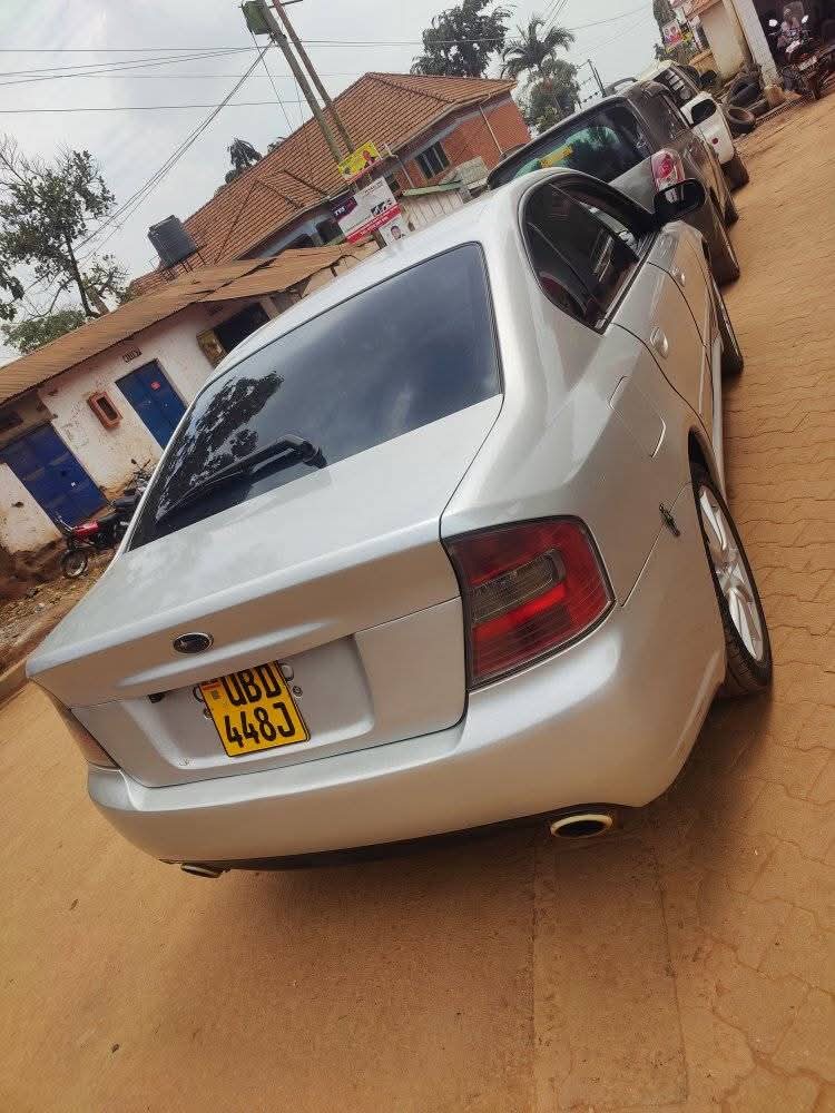 A picture of 2006 Subaru legacy