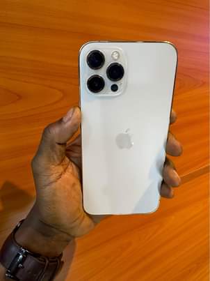 apple iphone 12 pro